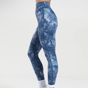 GymShark Elevate Legging in Lakeside Blue Spray Dye Sz XS EUC